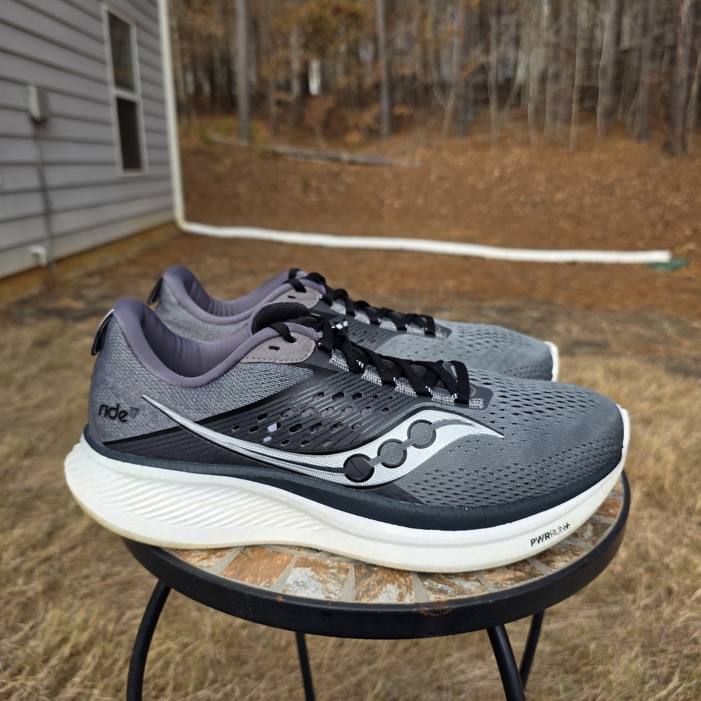 Saucony Ride 17 S20924-107 Cinder/Black Running Shoes Sneakers Mens Size 11.5